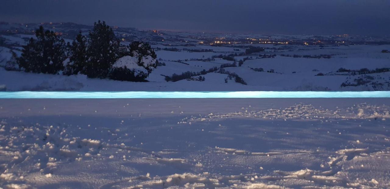 Sunset Suite Spa Staffolo Kültér fotó