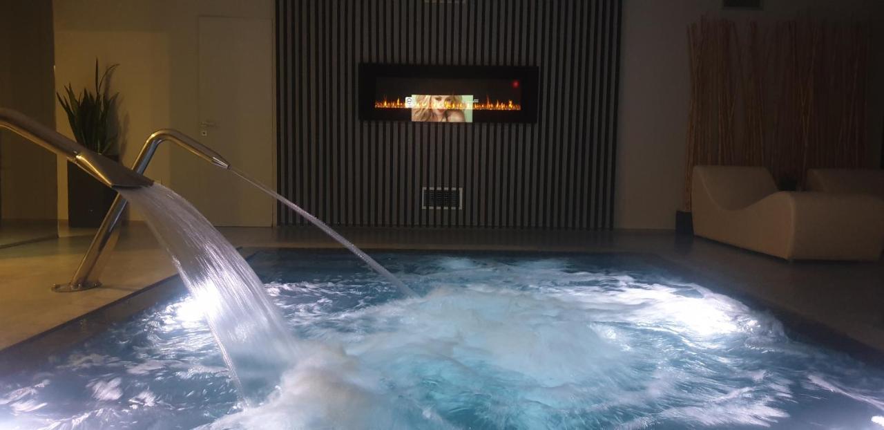 Sunset Suite Spa Staffolo Kültér fotó