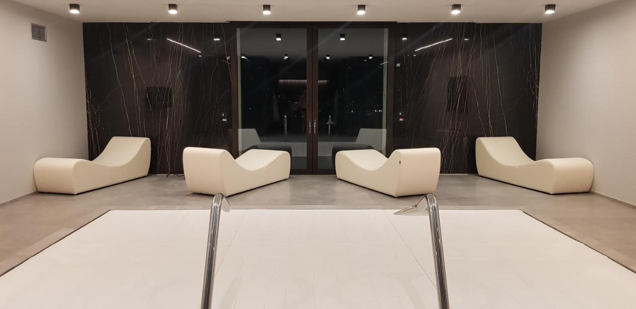 Sunset Suite Spa Staffolo Kültér fotó